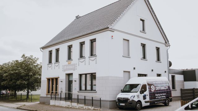 Cryptohall24-Headquarter